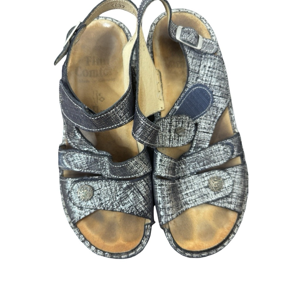 Finn Comfort Gomera Sandals Size EU 39 Size 9 metallic silver